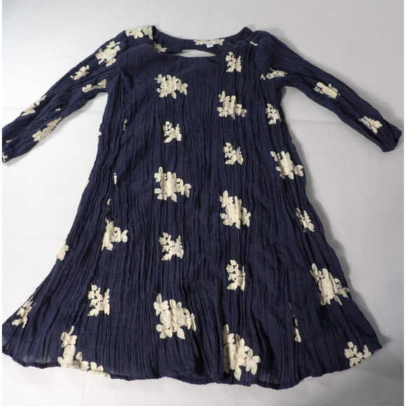 Westport Shift Dress Medium Gauzy Embroidered Floral Cutout Back Navy Blue Boho - Picture 8 of 16